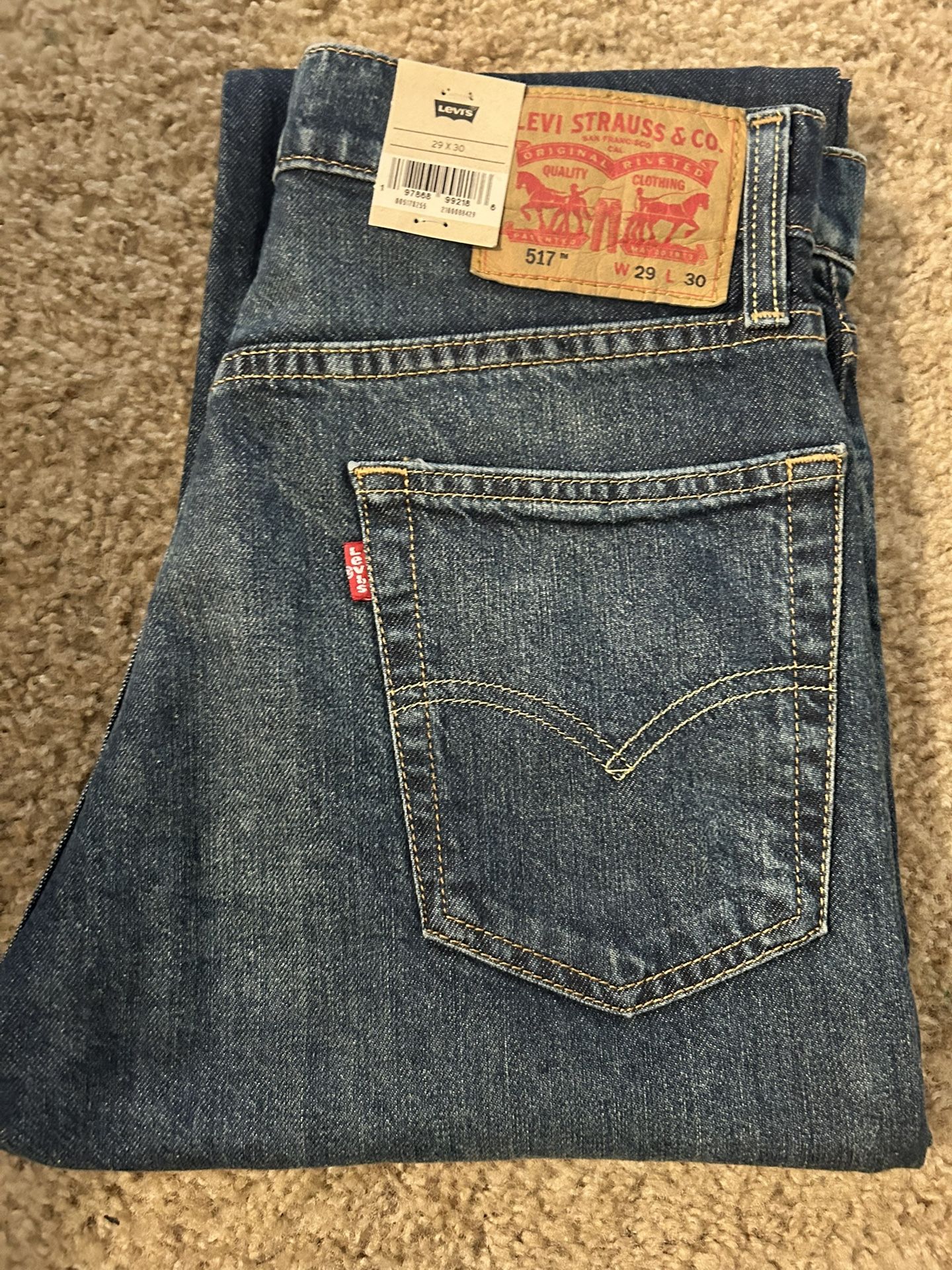 levis