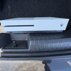 Xbox One S