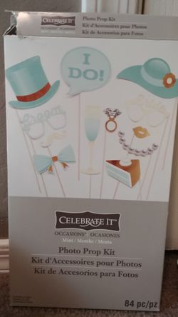 Wedding Photo Prop Kit!