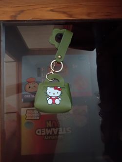 Hello Kitty Coun Purse