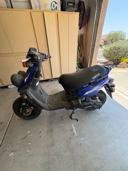 YAMAHA 50cc moped