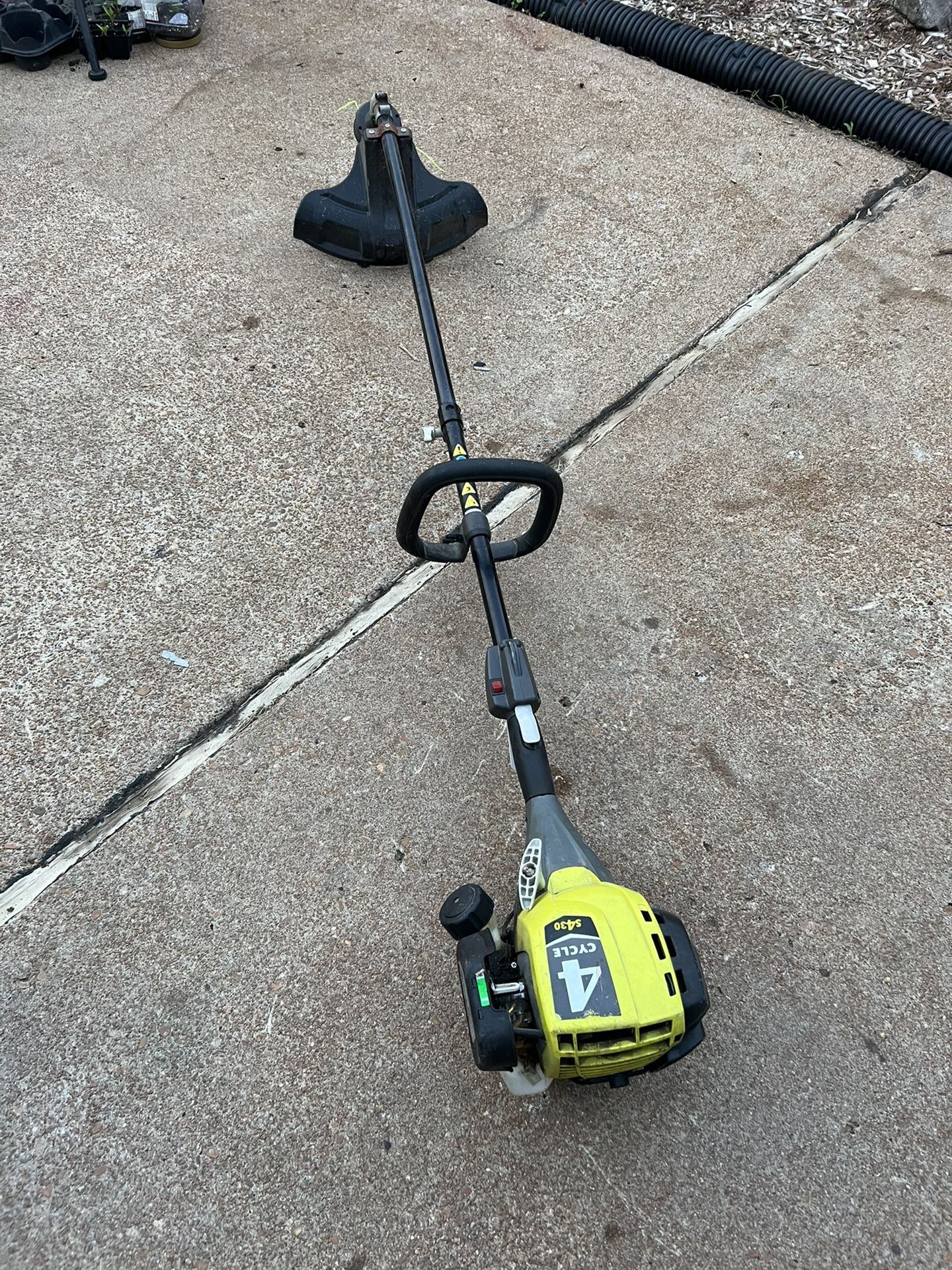 4 CYCLE TRIMMER