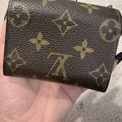 Authentic Louis vuitton monogram mini wallet