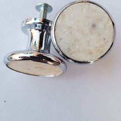 25 pc Classic Round Chrome and inset Cabinet knob 