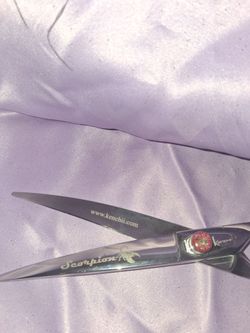 Kenchii Professional 8 in curved grooming scissors scorpions Edition