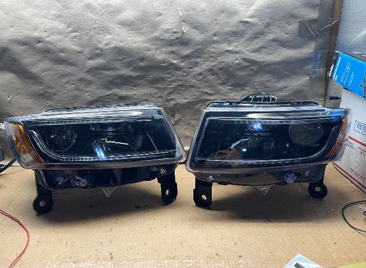 #OH50 2014-2016 Jeep Grand Cherokee Black LED Headlight Pair 