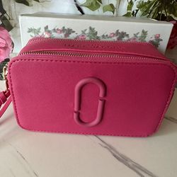 Pink Marc Jacobs Snapshot Bag for Sale in Overland Park, KS