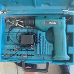 Cordless Makita Drill. Old But Still Works