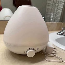 Frida cool mist humidifier
