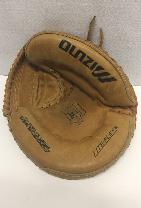 VINTAGE MIZUNO MT-1060 YOUTH BASEBALL CATCHERS MITT LH THROWER 30" SUPER CLEAN!!