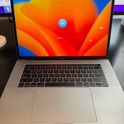 2017 MacBook Pro - 15.4 Inch - 512GB