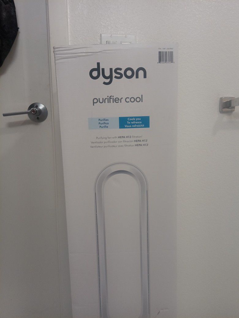 Dyson Air Purifier Cool (New In Box )