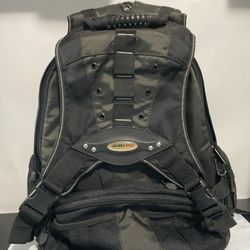 Mobile Edge BlackPremium 18” Laptop Backpack   Small hole in the bag