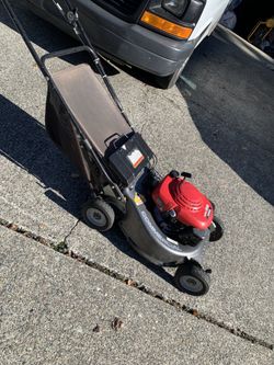 Honda Commercial Lawnmower Old Model