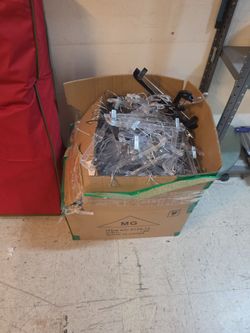 Mixed hanger box