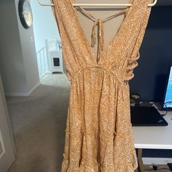 Brand New Dress: Sleeveless Short Dress 