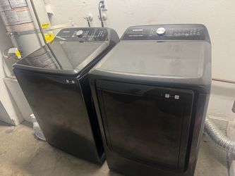 Samsung Washer and Gas Dryer Set