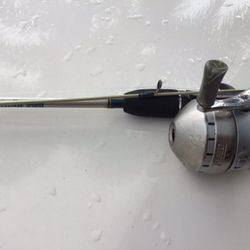 Clean Fishing Reel And Pole 
