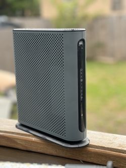 Motorola MG7315 Modem WiFi Router Combo