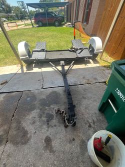 Tow dolly.  O.B.O. .    Remolque.    considero oferta