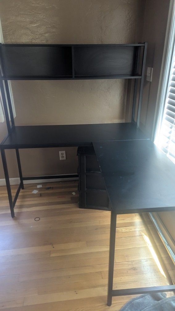 L Shaped Desk