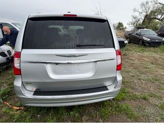 Partout Dodge Caravan