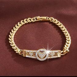 Pretty Multi Sparkly Small Hearts Gold Tone Bracelet 