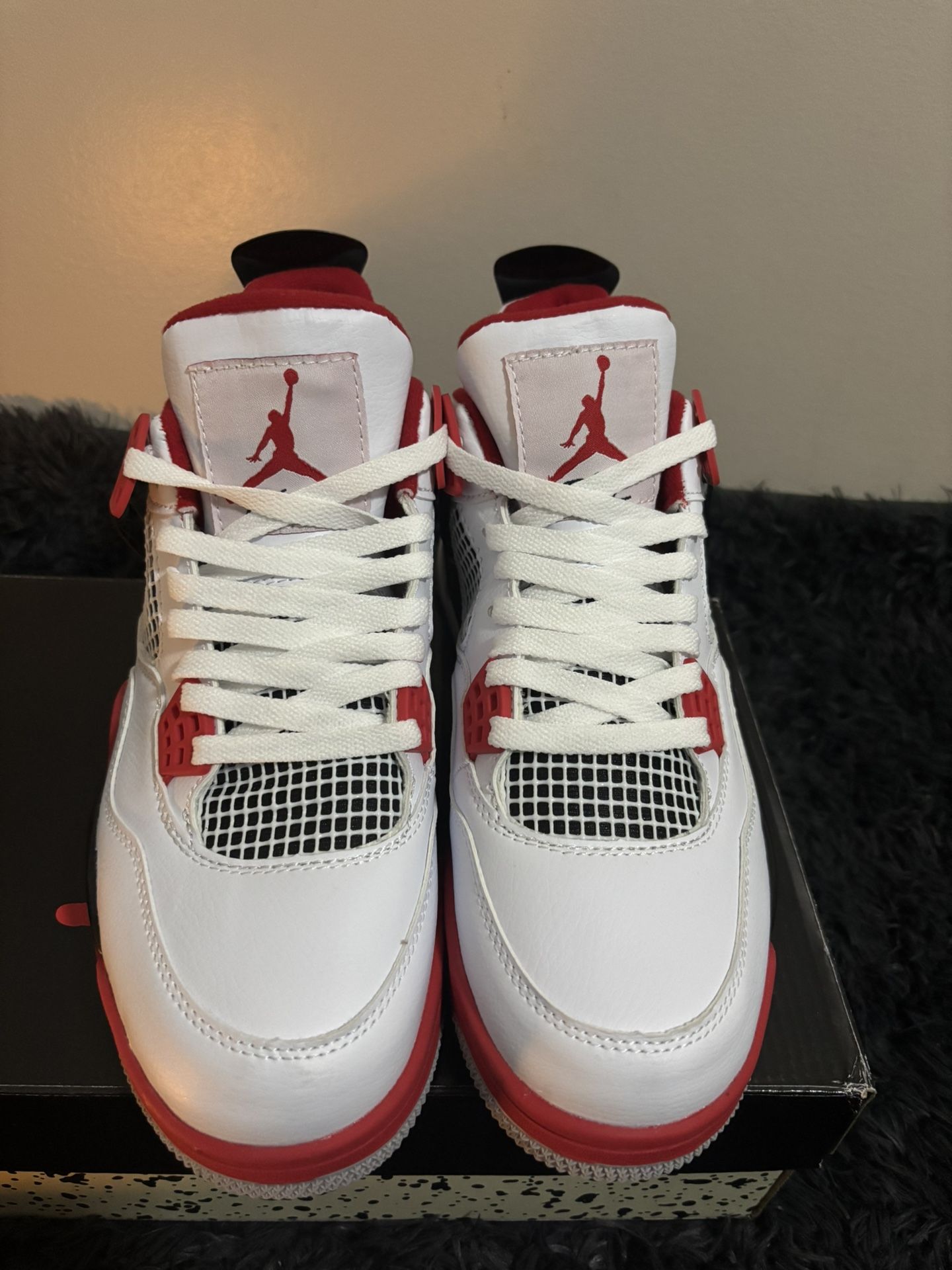 Jordan 4