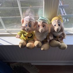 Disney Classic Snow White Dwarf Dolls