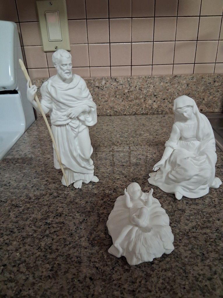 Lenox Nativity 3pc .