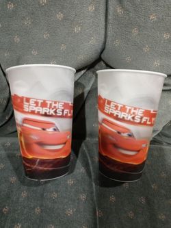 New - Disney Cars Lightning McQueen Lenticular Plastic Party Cup 16 oz