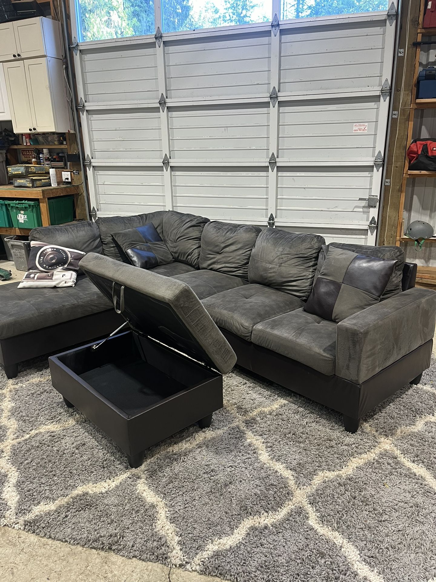 Large Black & Gray Sectional Couch with Ottoman