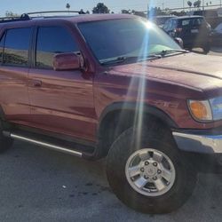 1999 Toyota 4Runner part out
