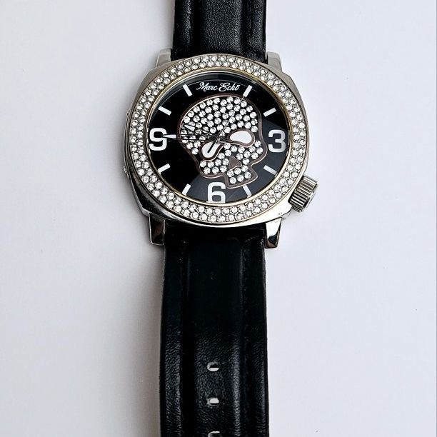 Marc Ecko Watch Black Genuin Leather And Crystals Skull E13524G1