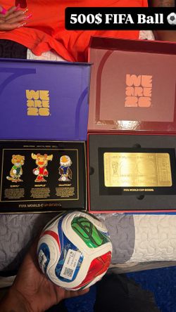 WORLD CUP ASSENTIALS 2026 Gold brick collection