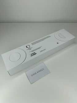 Apple Watch Series 6 40mm Space Gray Aluminum with Black Sport Band