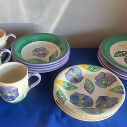 16 Piece Dinnerware Set