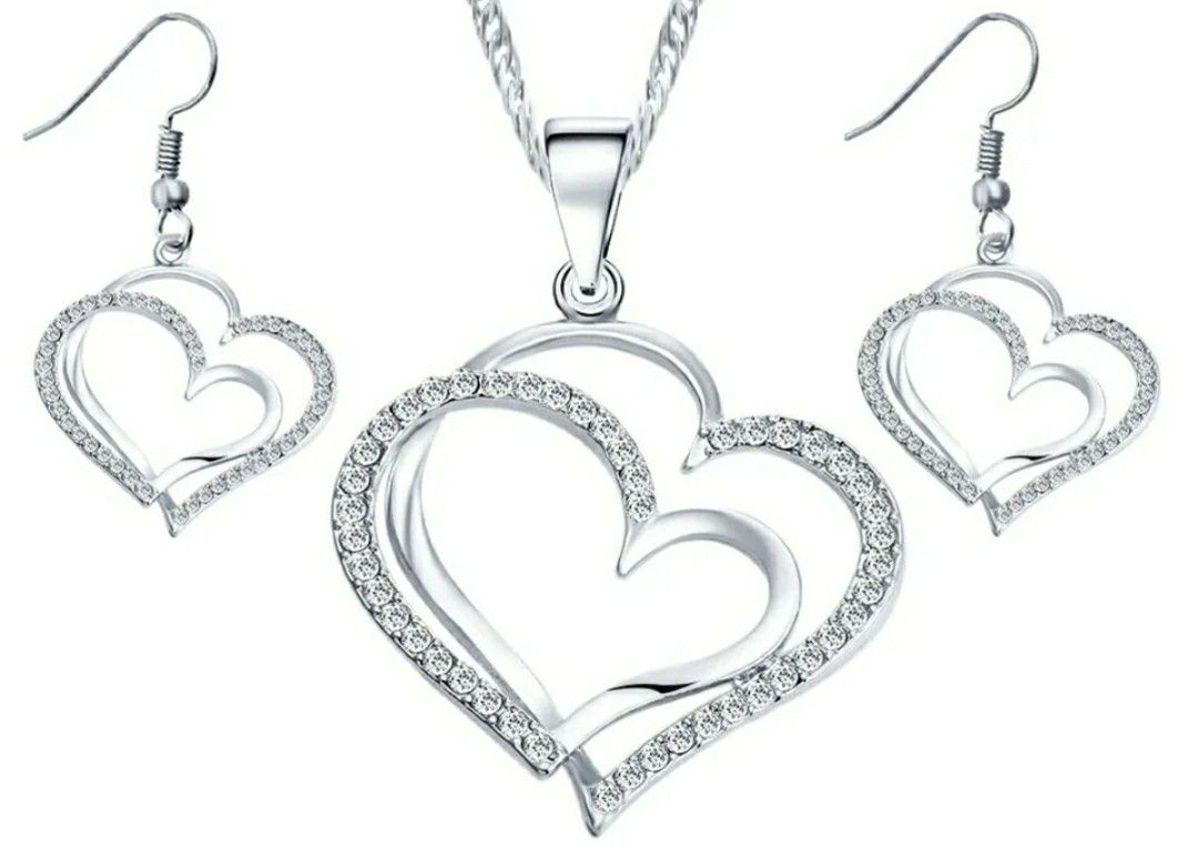 Heart Earrings & Necklace Set NEW
