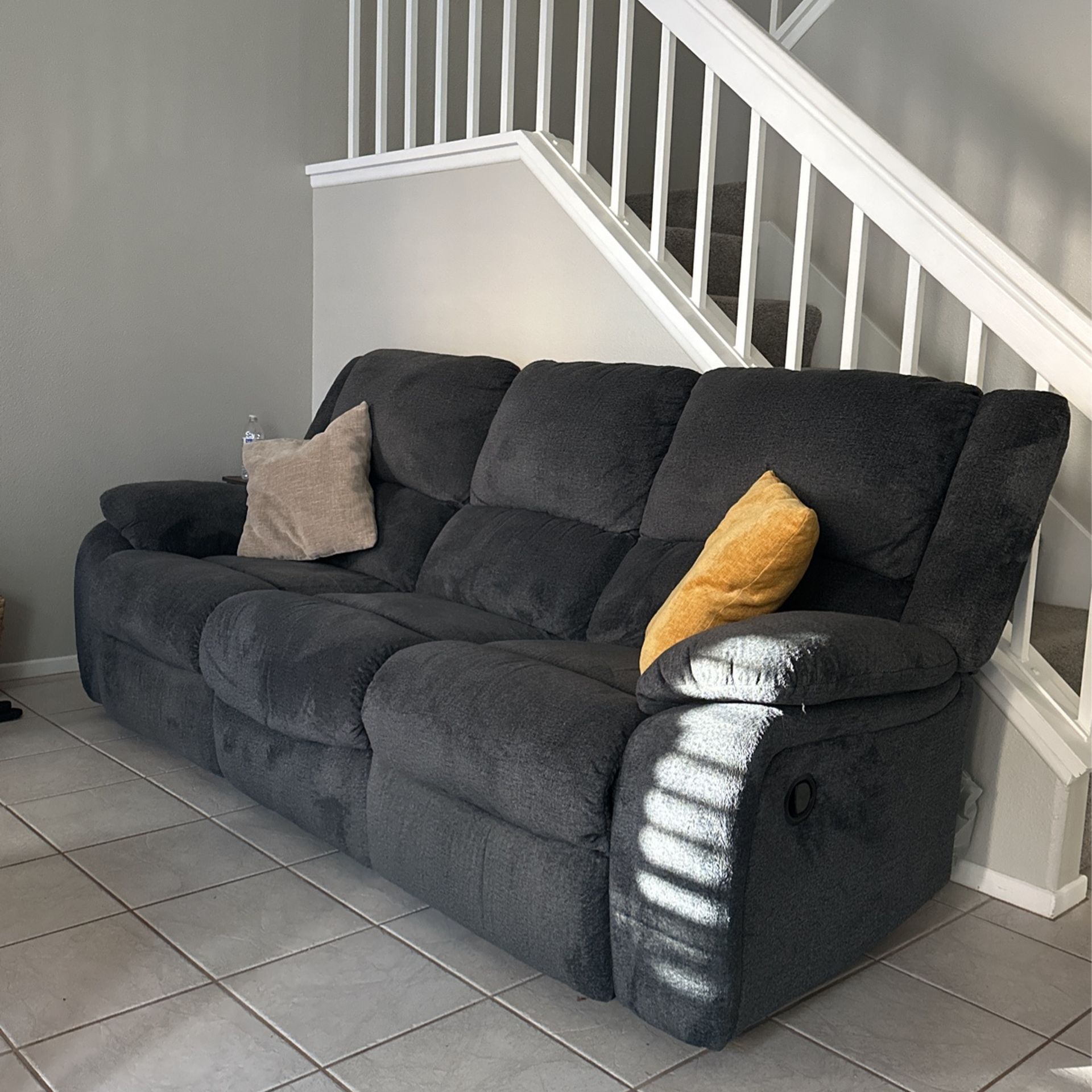 3 Seater Reclining Sofa/Couch