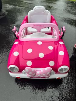 Minnie Mouse Electric Car with remote