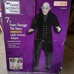 7 ft. Animated LED Victorian Vampire Halloween Decoration