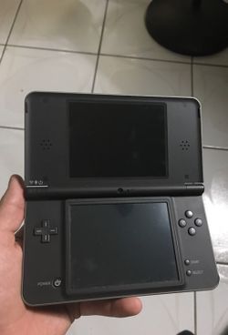 Nintendo DSI XL brown