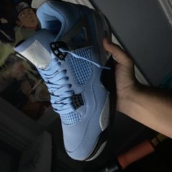 Jordan 4’s Unc 