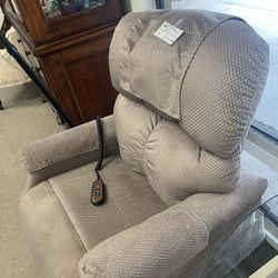 Golden Brand Lift Chair