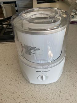 Ice cream maker cooks essentials
