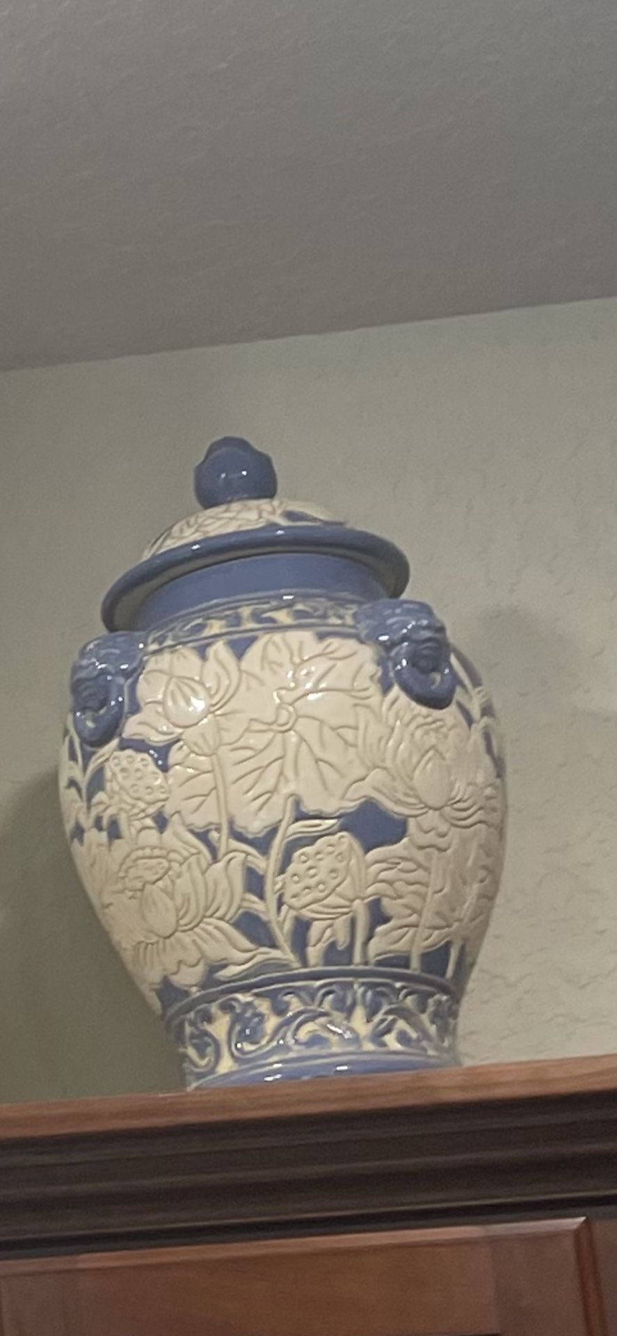 2 Identical Decorations Jars Porcelain Hand Painted