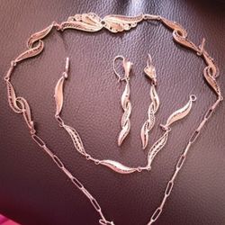 Necklace Set