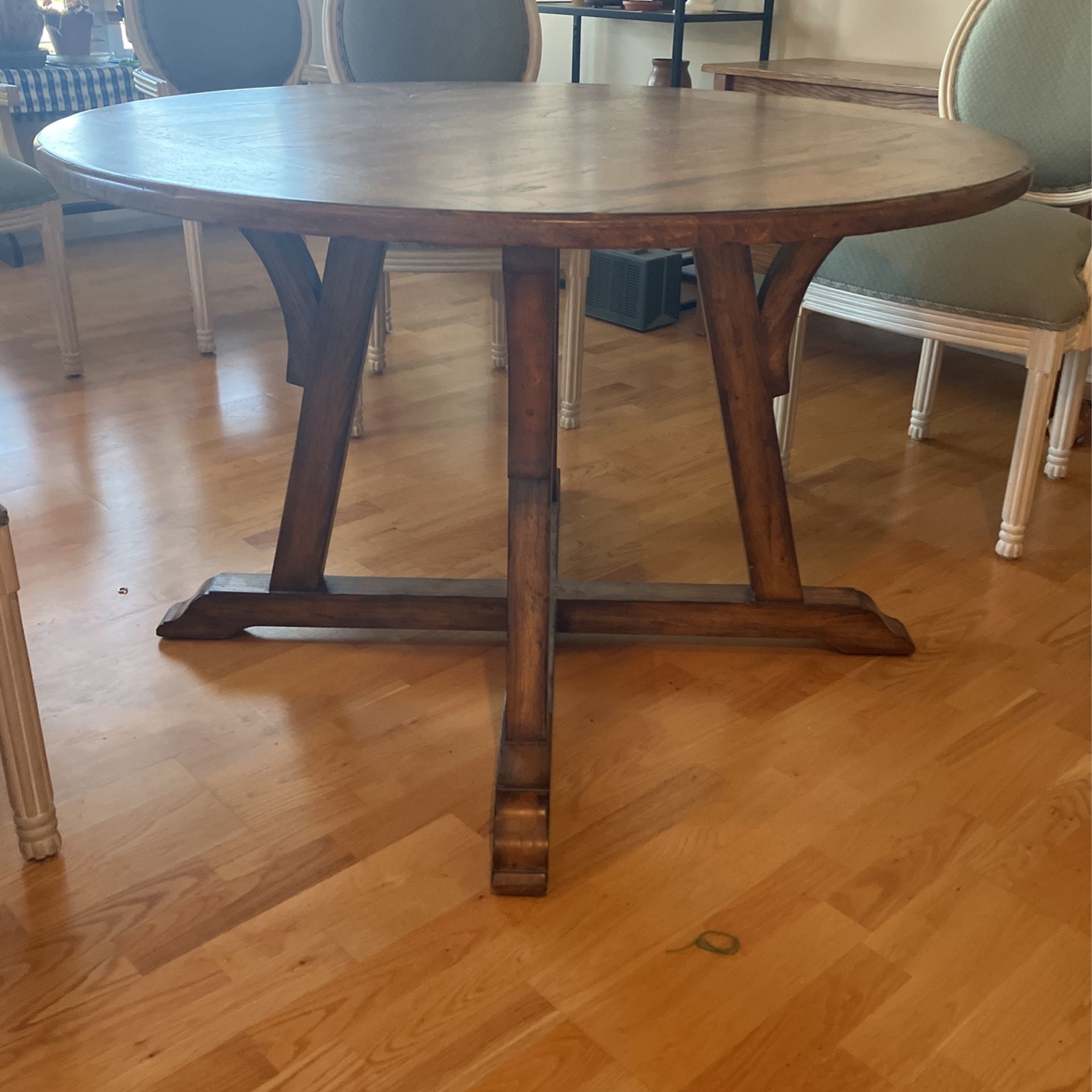 48 Inch Woodbridge Dining Table