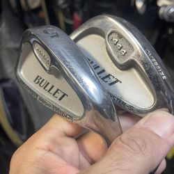 Bullet golf 5/6 irons in right hand 