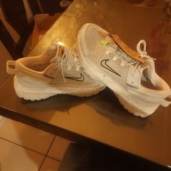 Wmns Nike Crater REMIXA